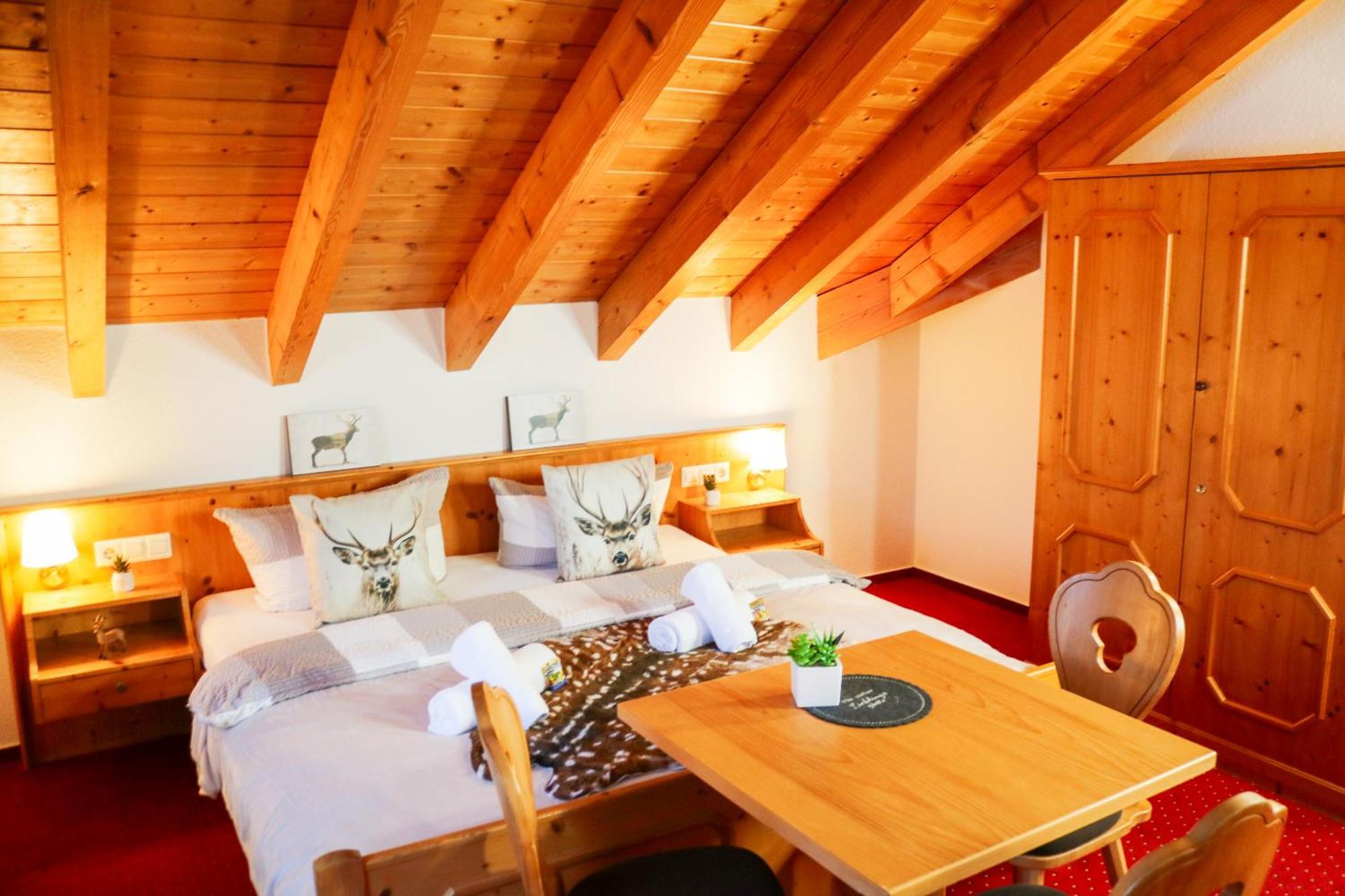 House Of Happiness By Apartmentglueck Guest house Schluchsee